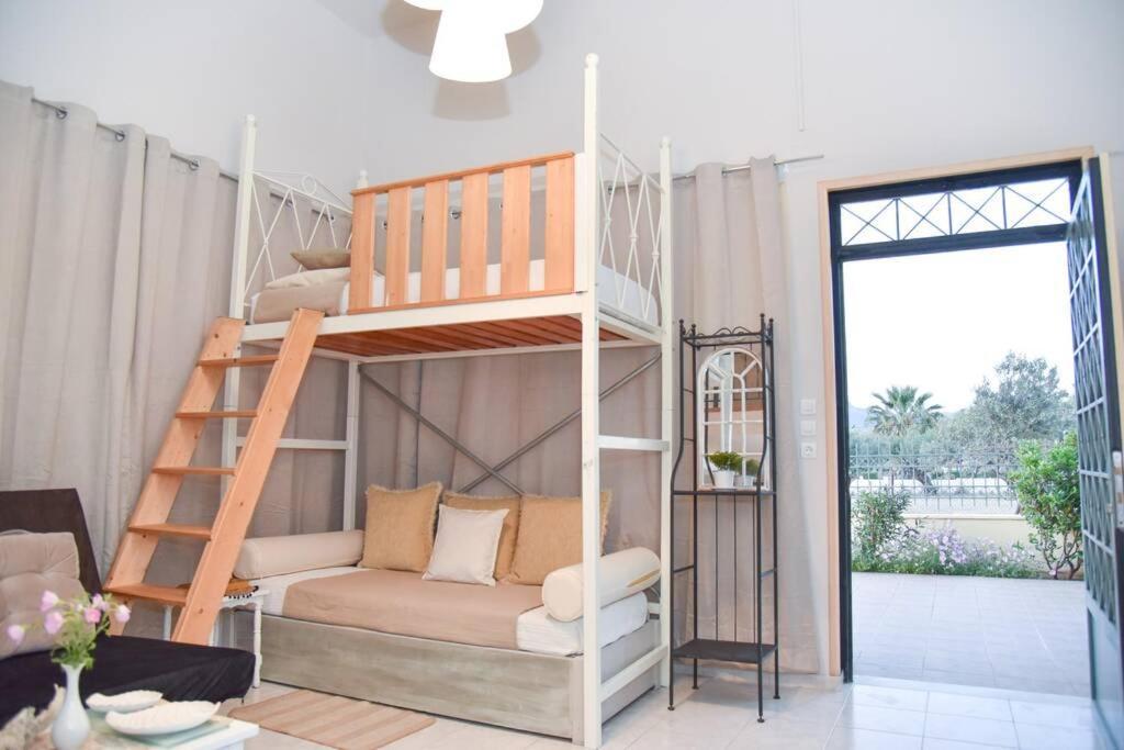 Ferienwohnung Hospitality In Mythical And Historical Peloponnese1 Posidhonía Exterior foto