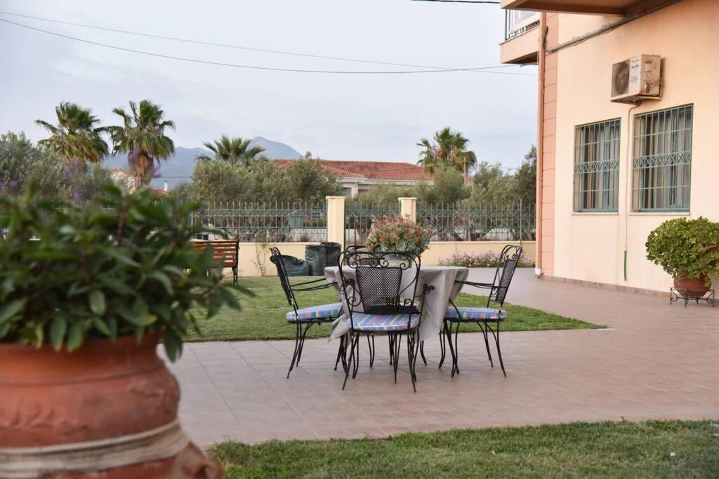 Ferienwohnung Hospitality In Mythical And Historical Peloponnese1 Posidhonía Exterior foto